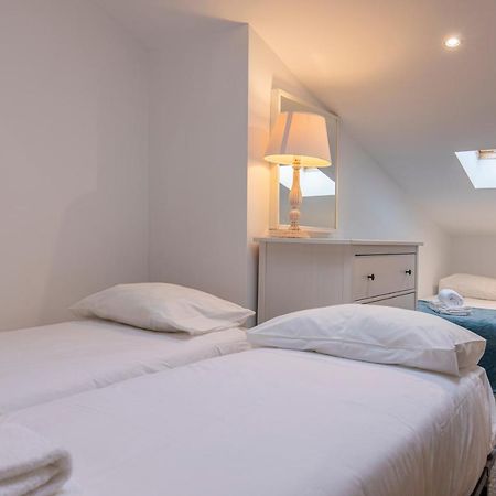 Condessa 2Bdr Duplex By Lovelystay Lisbon Exterior photo